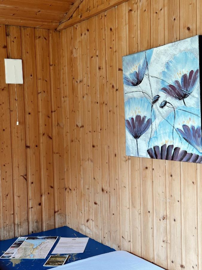 Loken Camping - Trivelig Og Idyllisk Ved Vannet Hotell Olden Exteriör bild