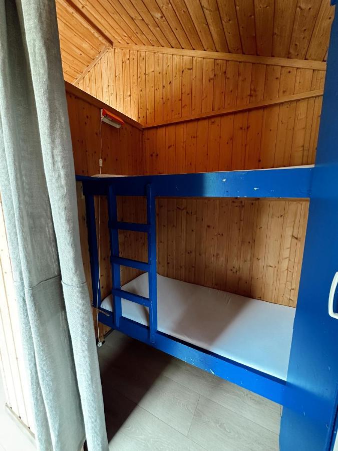 Loken Camping - Trivelig Og Idyllisk Ved Vannet Hotell Olden Exteriör bild